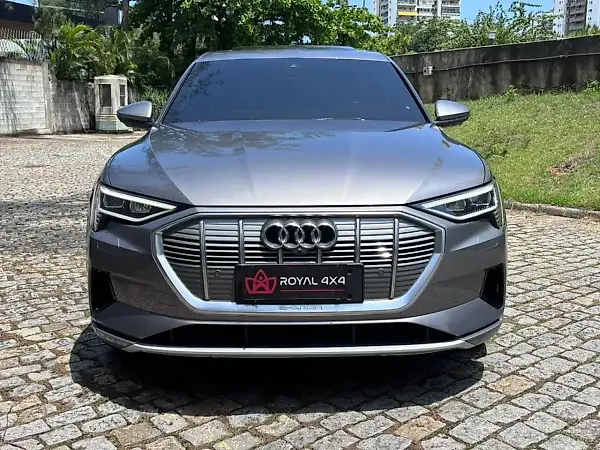 Audi E-tron Sportback - Imagem 2