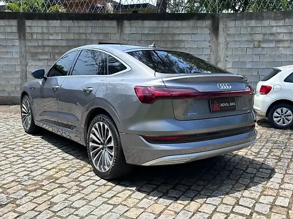 Audi E-tron Sportback - Imagem 6
