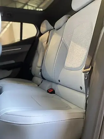 Volvo EX30 - Imagem 12