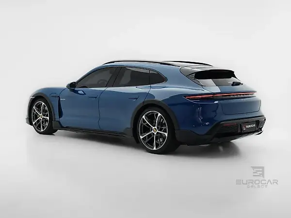 Porsche Taycan - Imagem 6