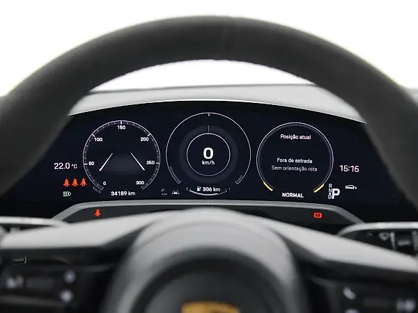 Porsche Taycan - Imagem 7