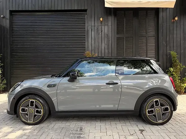 Mini Cooper SE - Imagem 8