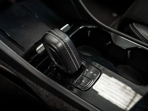 Volvo XC40 Recharge - Imagem 14