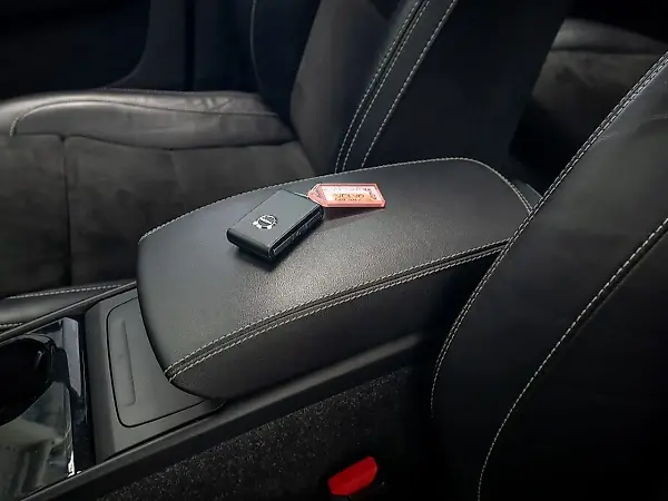 Volvo XC40 Recharge - Imagem 19