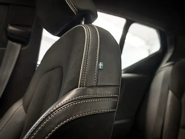 Volvo XC40 Recharge - Imagem 20