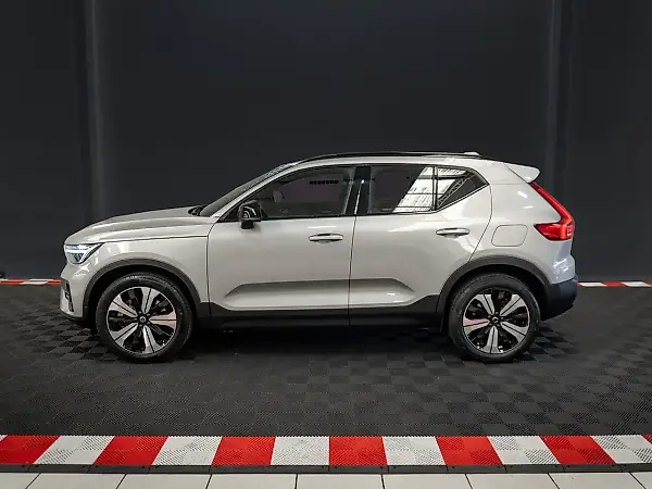 Volvo XC40 Recharge - Imagem 4