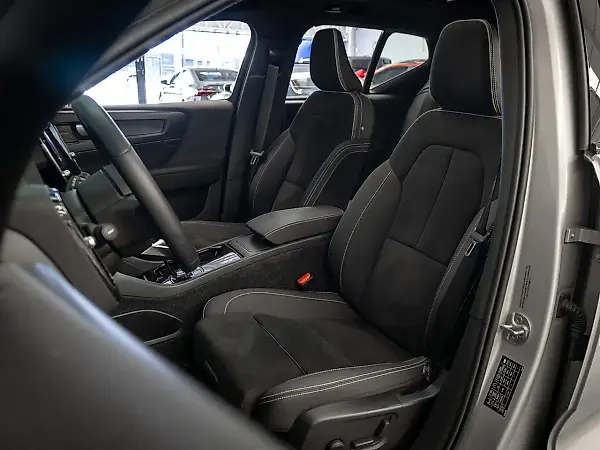 Volvo XC40 Recharge - Imagem 17