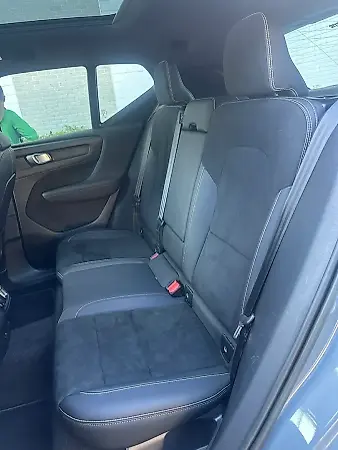 Volvo XC40 Recharge - Imagem 6