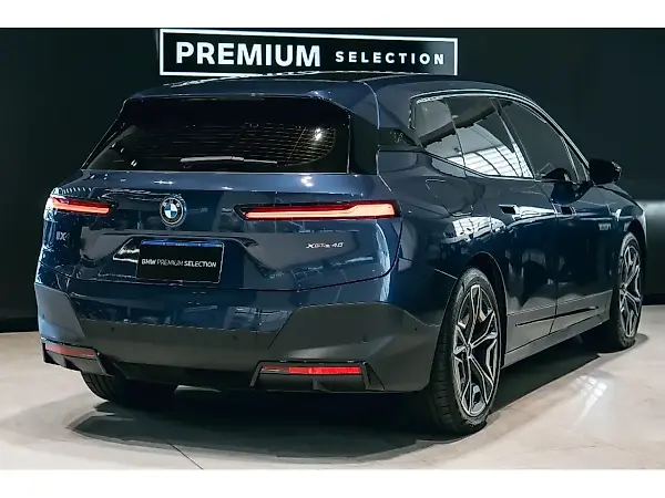 BMW Ix - Imagem 6