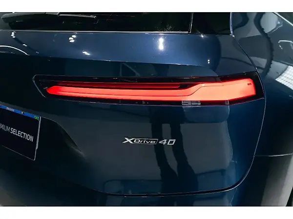 BMW Ix - Imagem 8