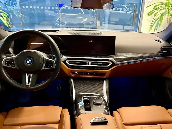 BMW I4 M50 - Imagem 8