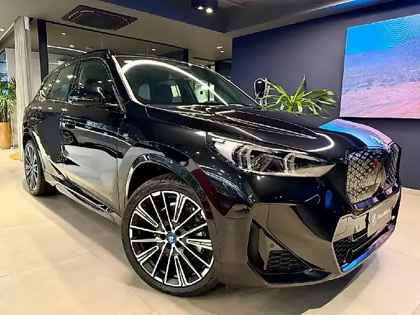 BMW IX1 - Imagem 1
