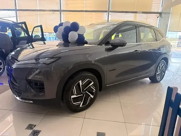 Chevrolet Captiva EV - Imagem 3