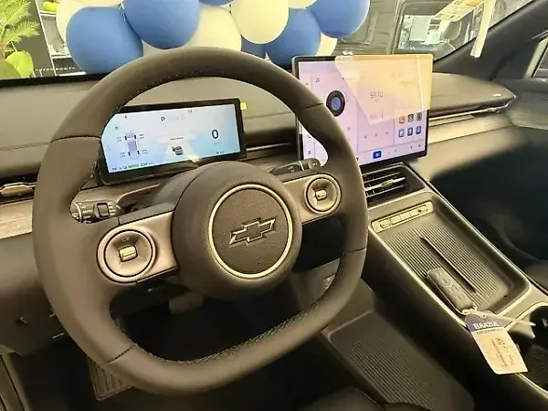 Chevrolet Captiva EV - Imagem 4