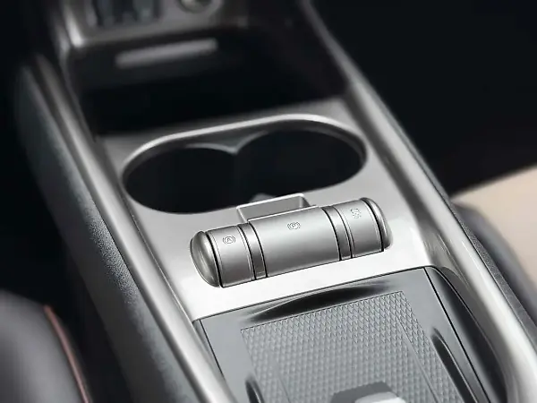 BYD Dolphin - Imagem 13