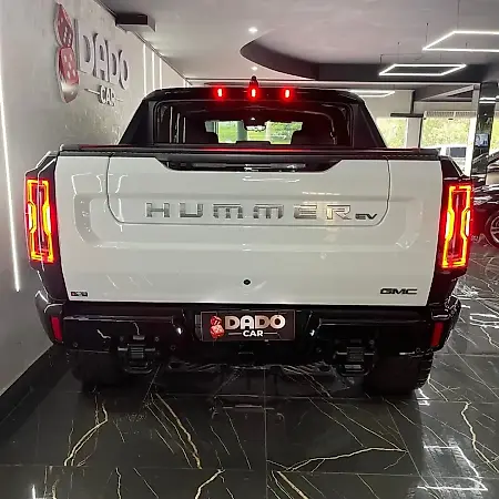 GMC Hummer EV Pickup - Imagem 9