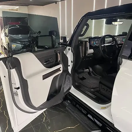 GMC Hummer EV Pickup - Imagem 8