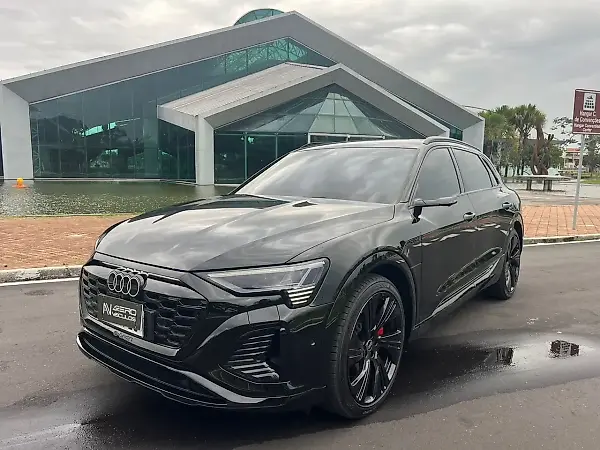 Audi Q8 E-tron - Imagem 2