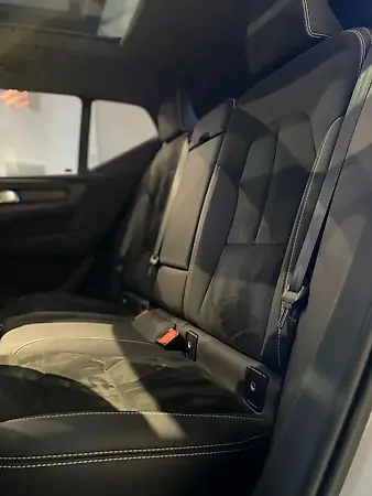 Volvo XC40 Recharge - Imagem 12