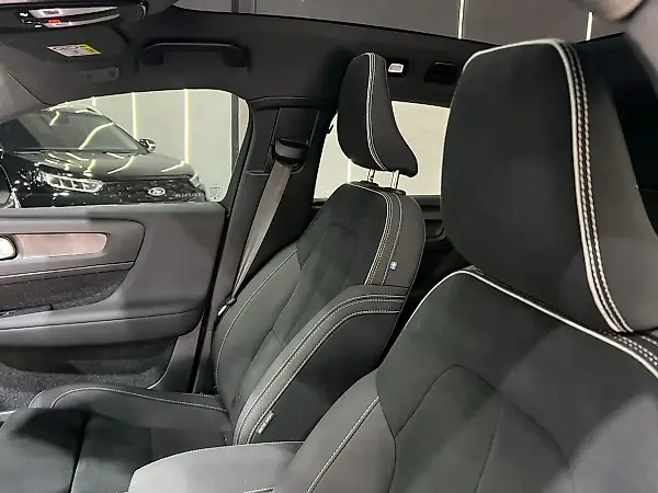 Volvo C40 Recharge - Imagem 2