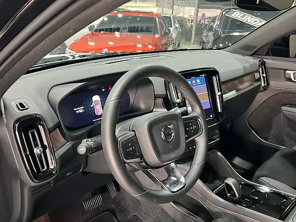 Volvo C40 Recharge - Imagem 3