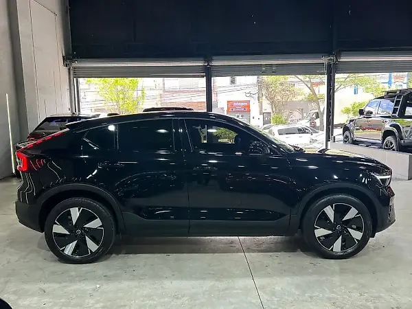 Volvo C40 Recharge - Imagem 8