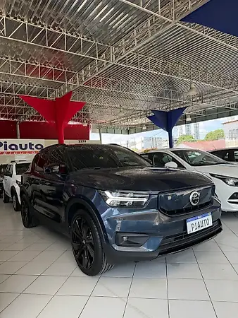 Volvo XC40 Recharge - Imagem 3