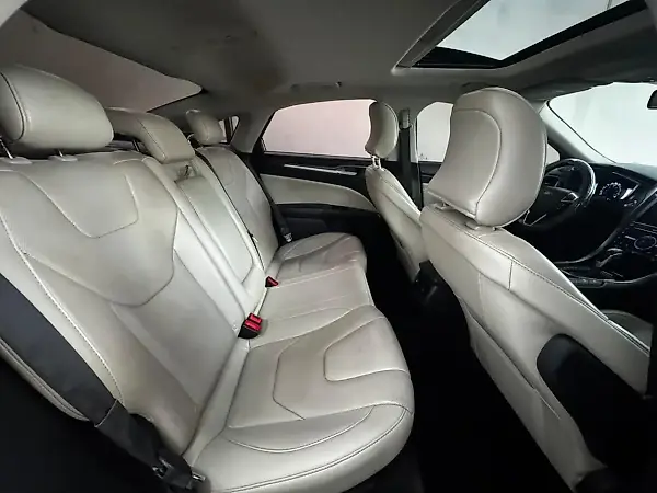 Ford Fusion - Imagem 4