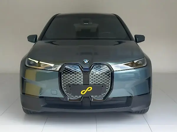BMW Ix - Imagem 2