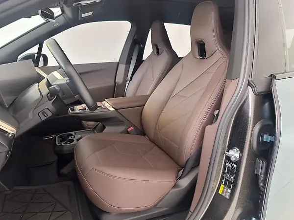 BMW Ix - Imagem 6