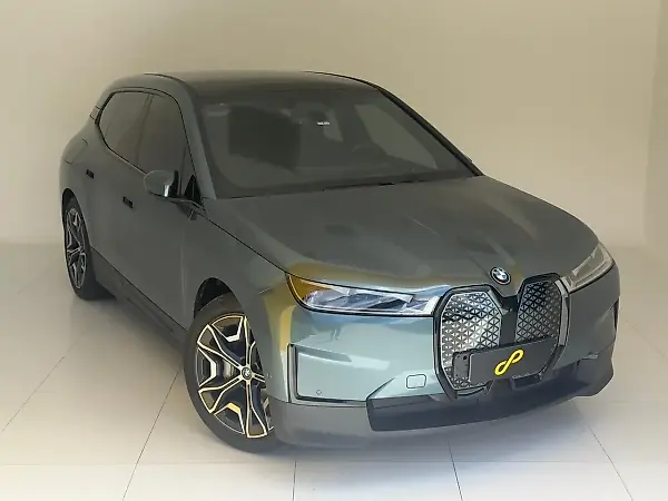 BMW Ix - Imagem 16