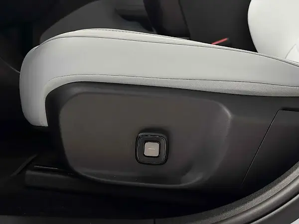 Volvo EX30 - Imagem 15