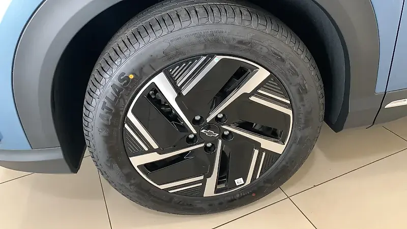 Chevrolet Captiva EV - Imagem 13