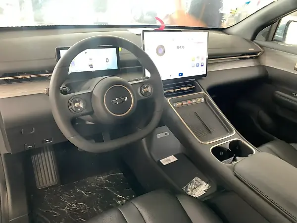 Chevrolet Captiva EV - Imagem 17