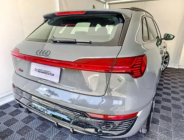 Audi Q8 E-tron - Imagem 8