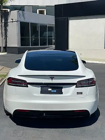 Tesla Model S - Imagem 3
