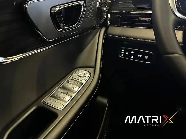Omoda E5 - Imagem 9