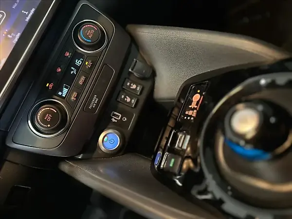 Nissan Leaf - Imagem 10