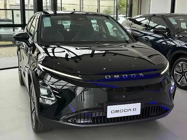 Omoda E5 - Imagem 1