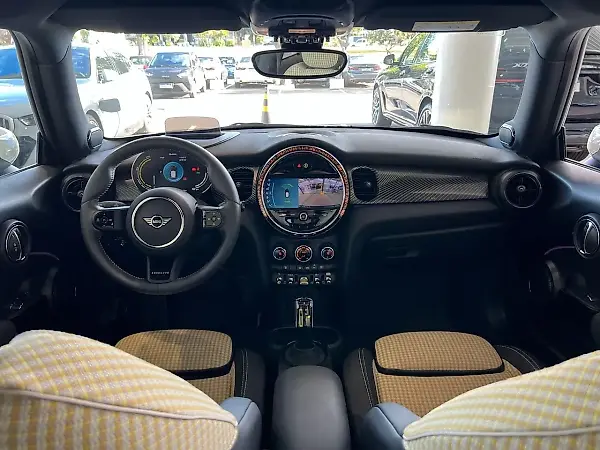 Mini Cooper SE - Imagem 9