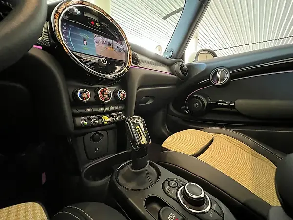 Mini Cooper SE - Imagem 10