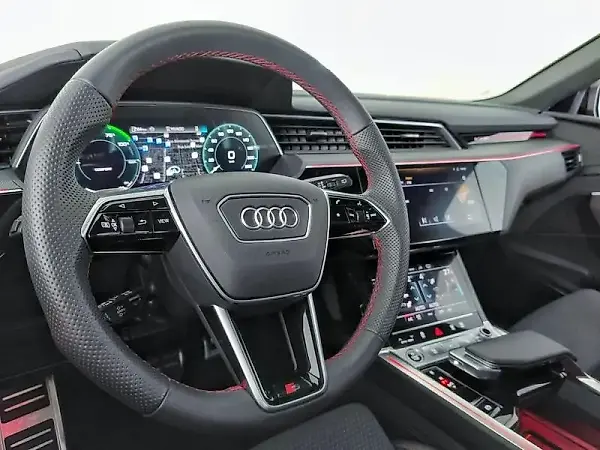 Audi Q8 E-tron - Imagem 10