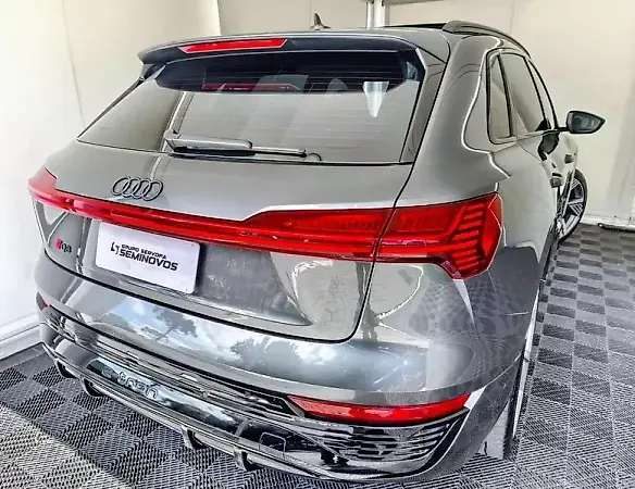 Audi Q8 E-tron - Imagem 9