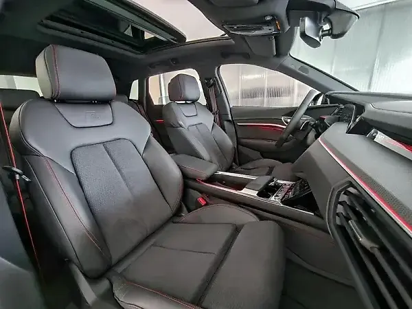 Audi Q8 E-tron - Imagem 17