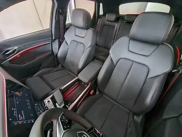Audi Q8 E-tron - Imagem 16