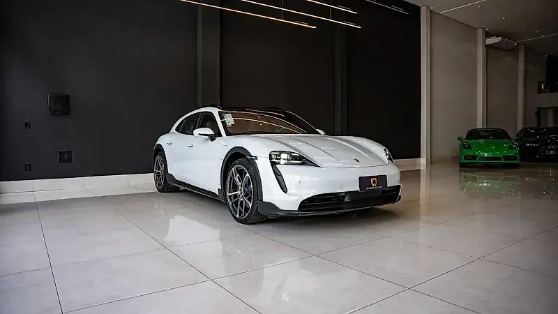 Porsche Taycan - Imagem 3