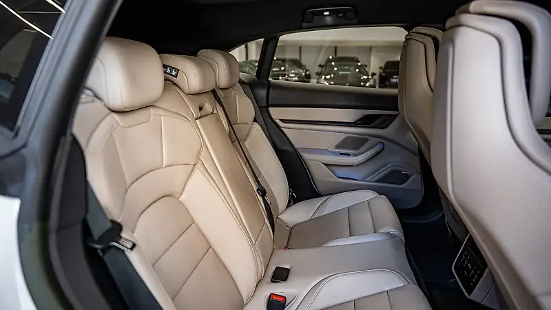 Porsche Taycan - Imagem 20