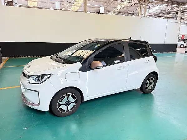 JAC E-JS1 - Imagem 1