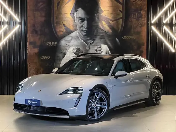 Porsche Taycan - Imagem 1