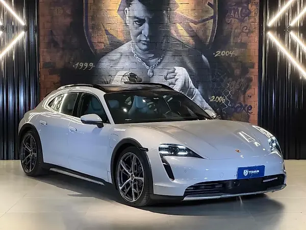 Porsche Taycan - Imagem 4
